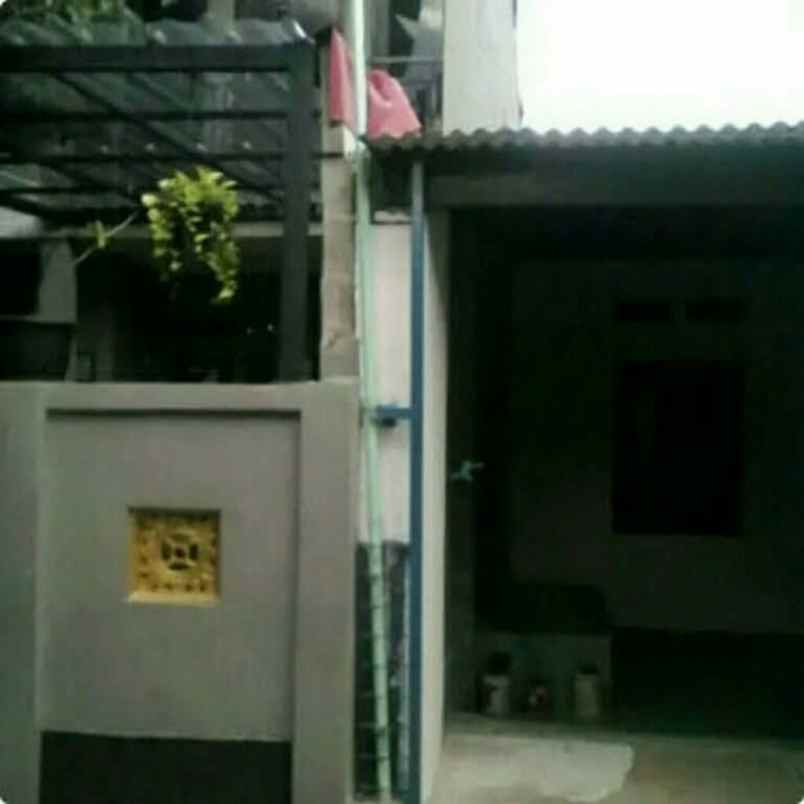 rumah jalan raya bogor km 40