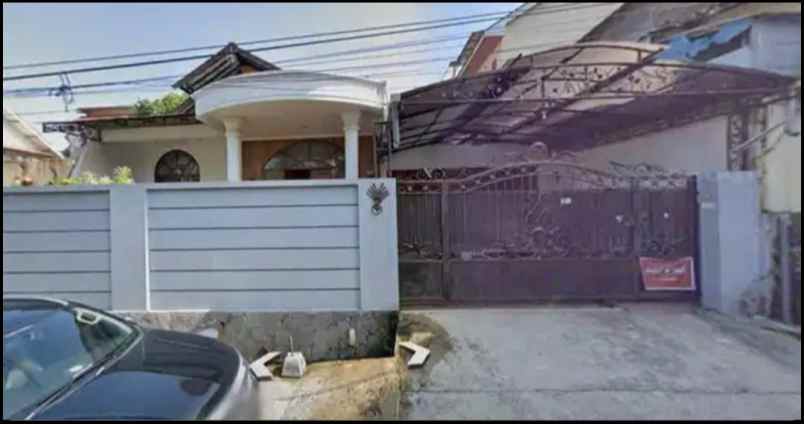 rumah jalan tengger samping kampus akpol candisari