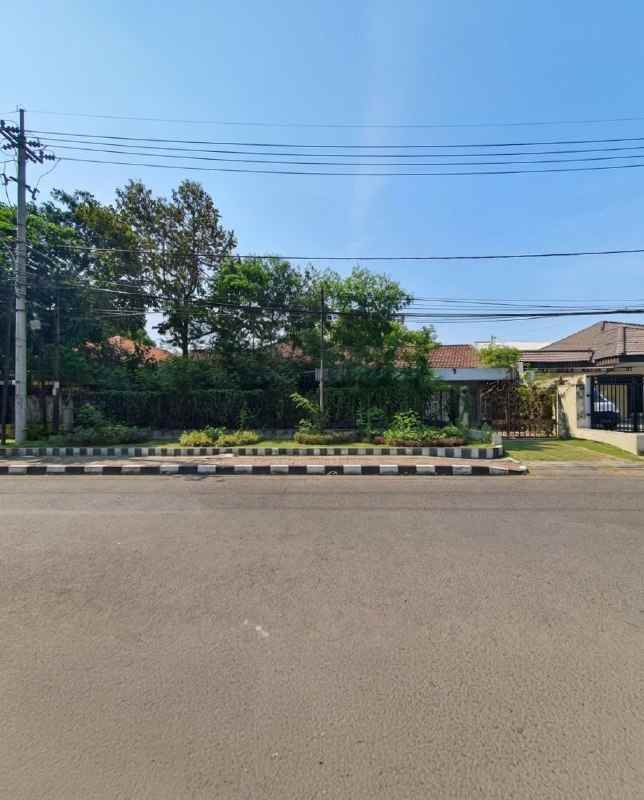 rumah jemursari selatan strategis murah row 3 5 mobil