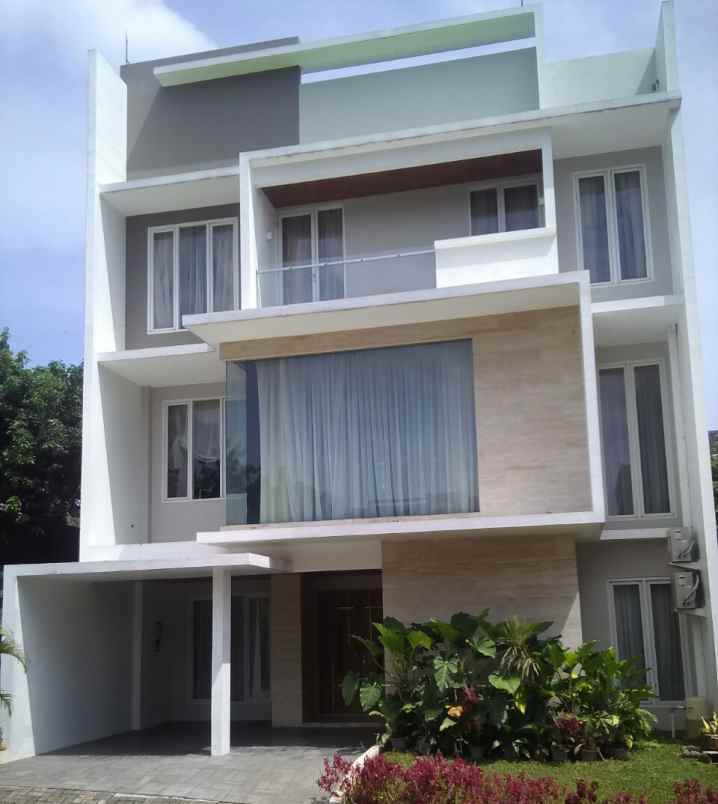 rumah jl cilandak jakarta selatan