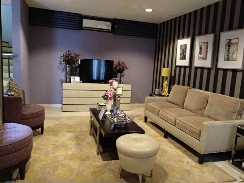 rumah jl cilandak jakarta selatan