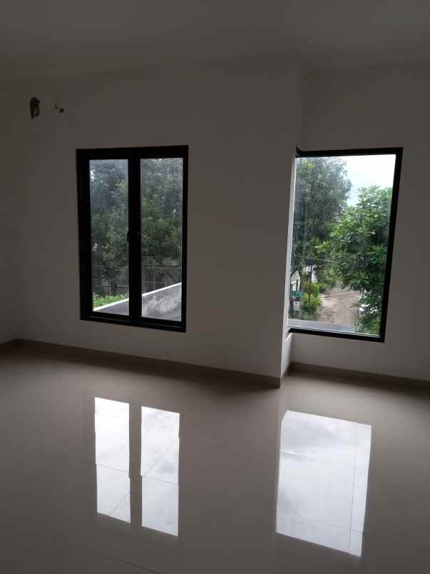rumah jl cinere raya cinere