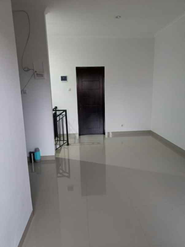 rumah jl cinere raya cinere