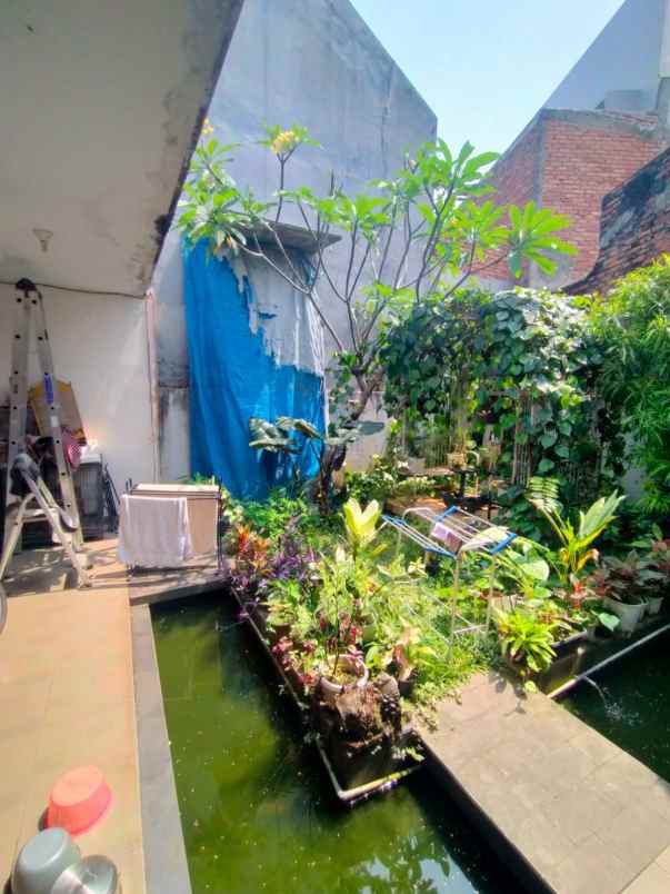 rumah jl nuri jatibening kec