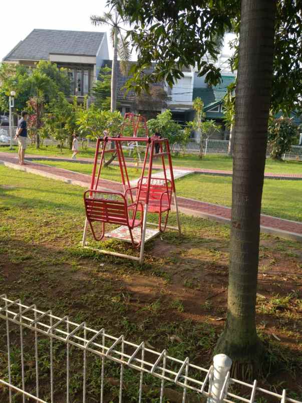 rumah jl nuri jatibening kec