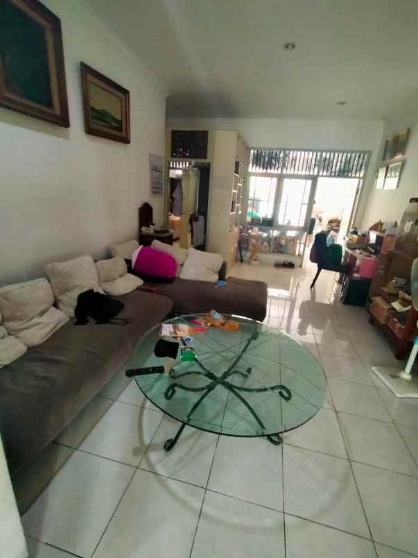 rumah jl nuri jatibening kec