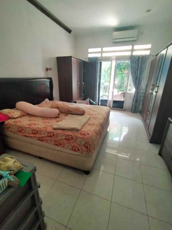 rumah jl nuri jatibening kec