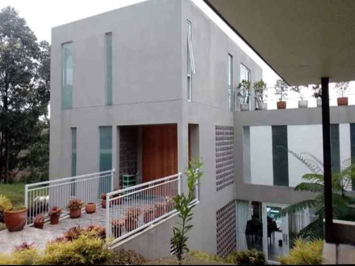 rumah jl pakar timur ciburial