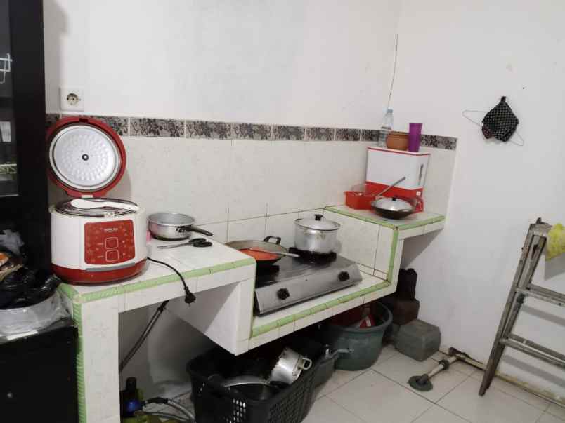 rumah jl raya karadenan sukahati