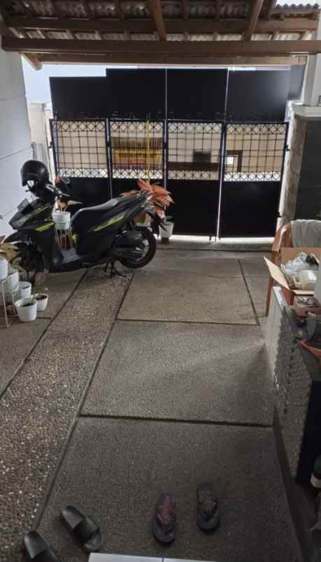 rumah komplek cibabat cimahi row jalan besar shm