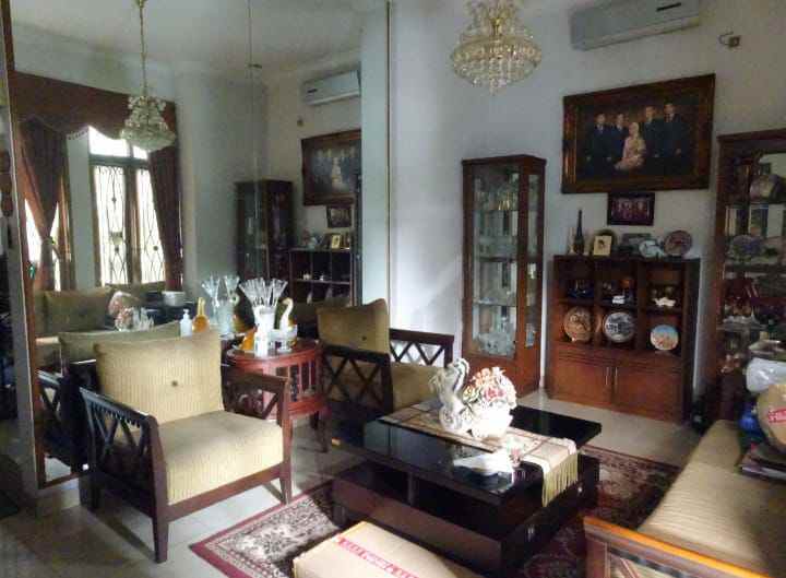 rumah komplek grogol kebayoran lama jakarta selatan