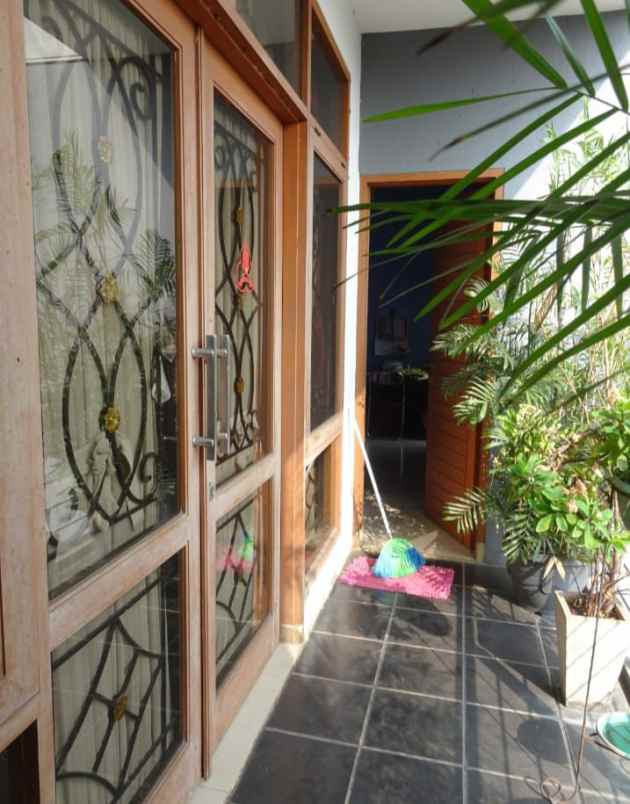 rumah komplek grogol kebayoran lama jakarta selatan