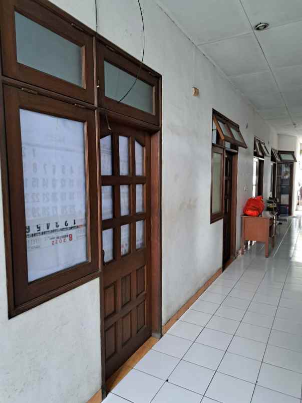 rumah kos2 jl ry kutisari selatan super strategis