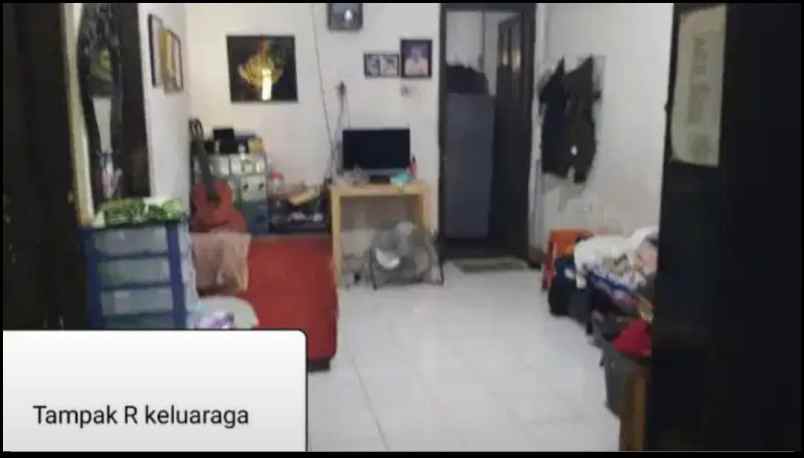 rumah luas harga murah di perumnas klender duren sawit