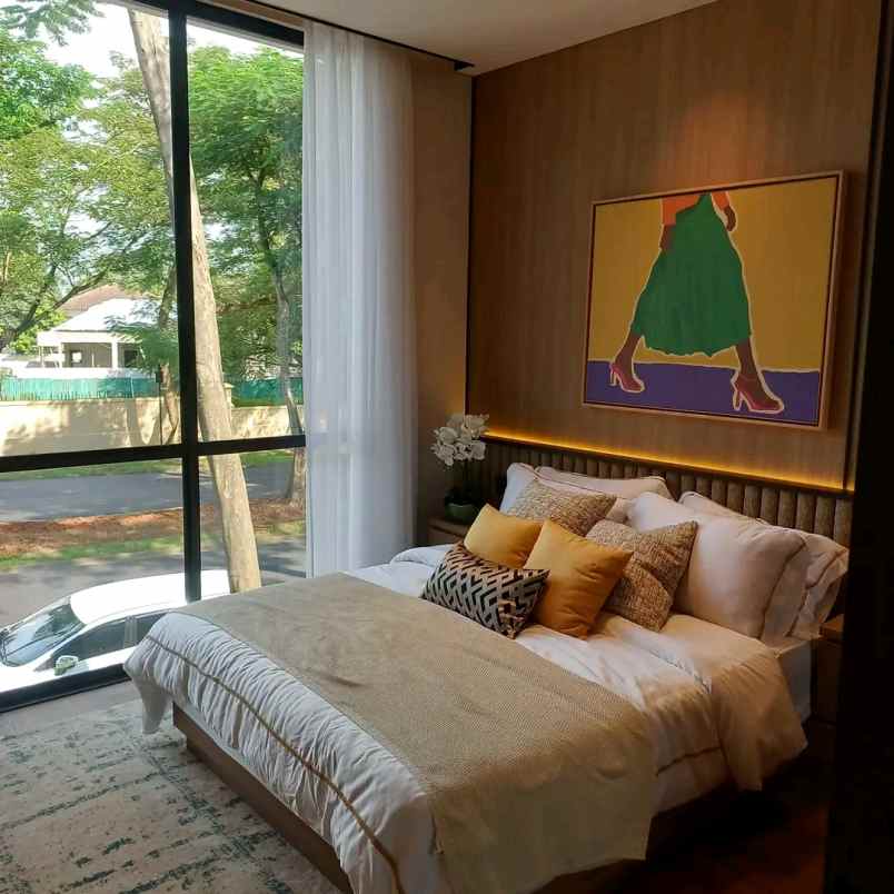 rumah mewah 2 lantai di lippo central karawaci