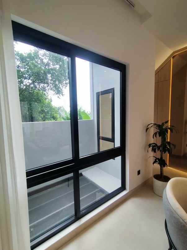 rumah mewah di cilandak jagakarsa jakarta selatan