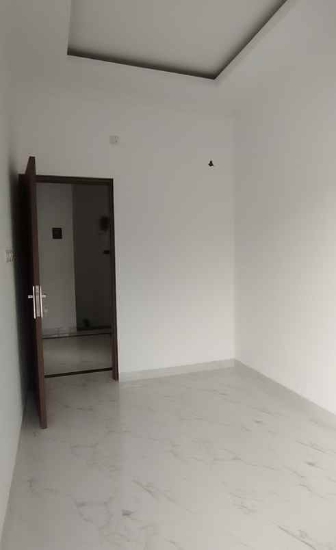 rumah mewah murah 2 lantai di depok