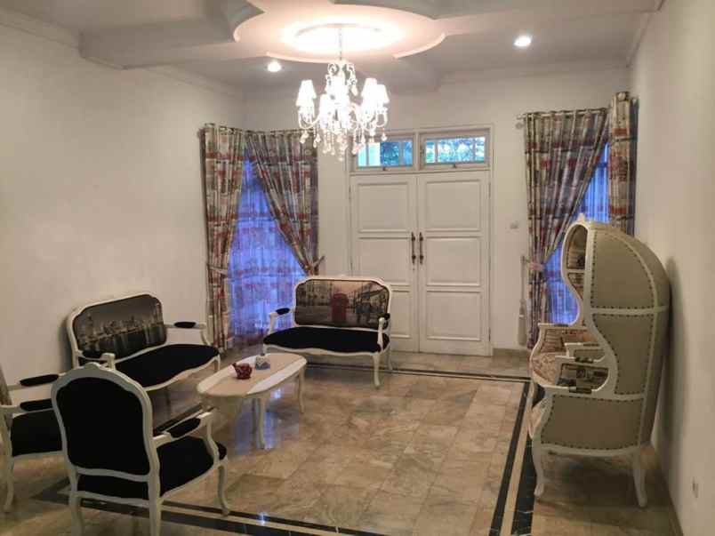 rumah mewah sukajadi dekat pvj bandung