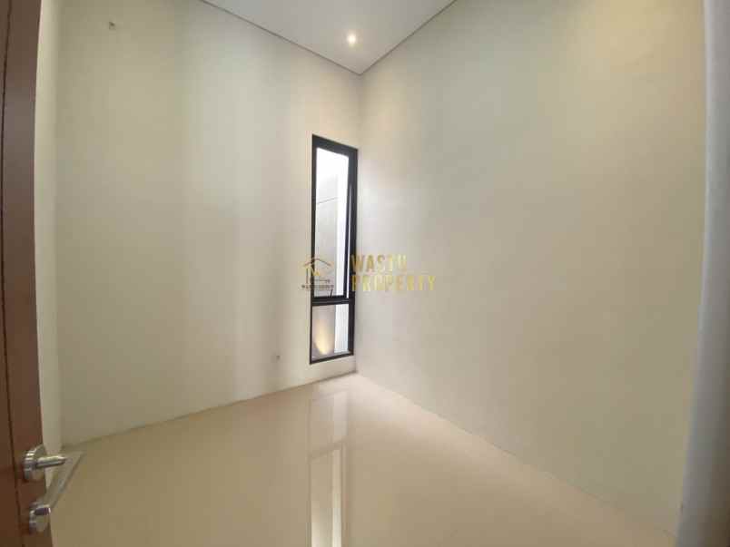 rumah modern dekat kampus uii siap huni dan lengkap