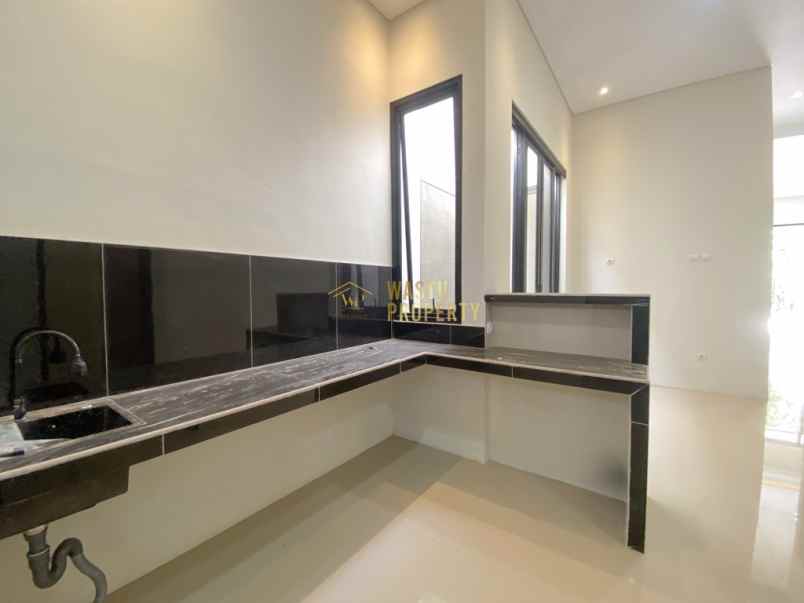 rumah modern dekat kampus uii siap huni dan lengkap