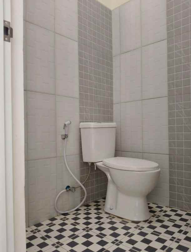 rumah modern lokasi belakang binus araya malang