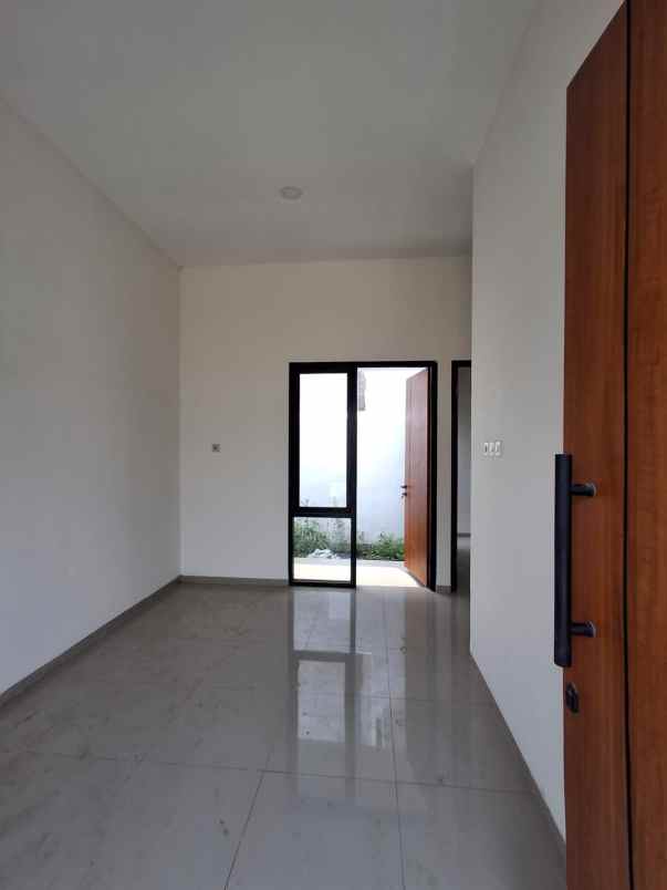 rumah modern minimalis dekat exit tol pakis