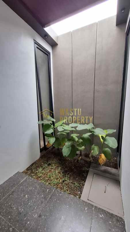 rumah modern minimalis siap huni di jakal km 11