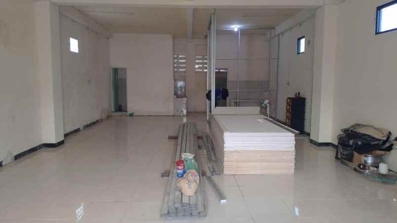 rumah murah 3 lantai di betro sedati sidoarjo