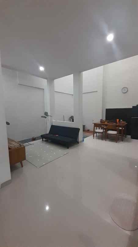 rumah rapi siap huni di dukuh zamrud bekasi