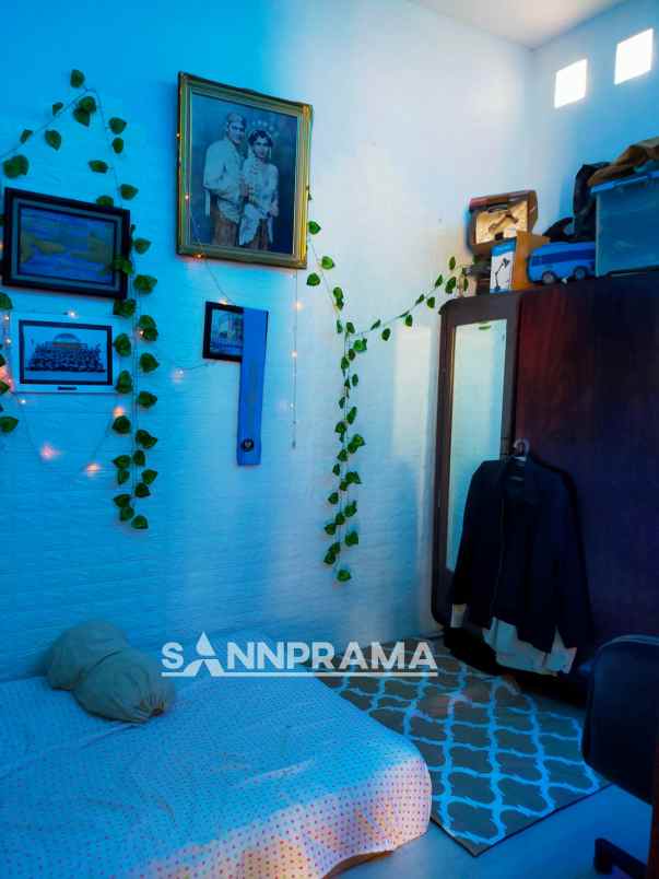 rumah second dekat tol brigif