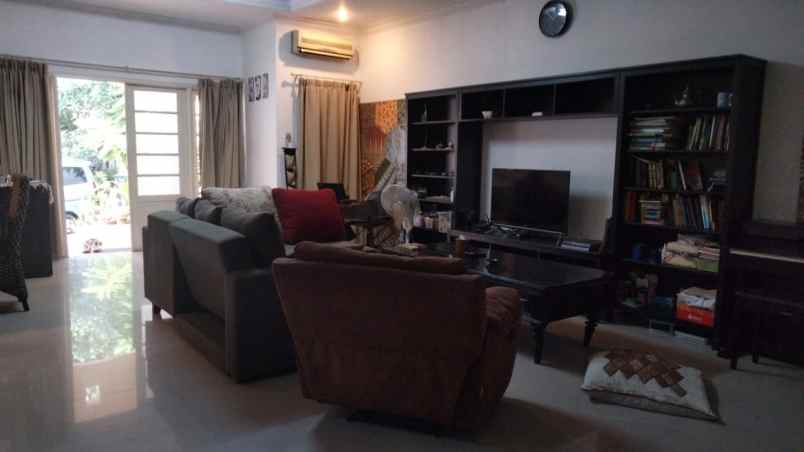 rumah second siap huni dalam cluster