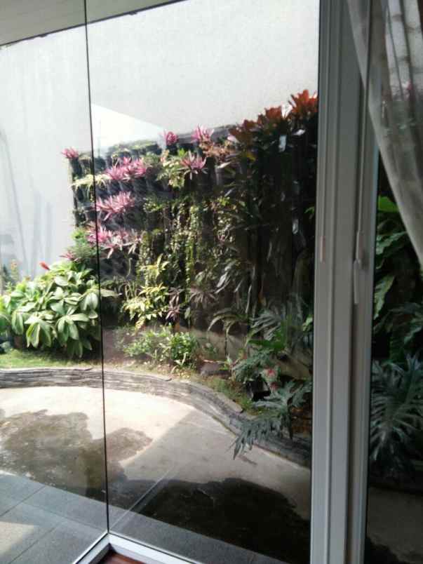 rumah setrasari setramurni