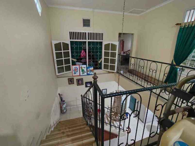 rumah siap huni 2 lantai di sukmajaya depok