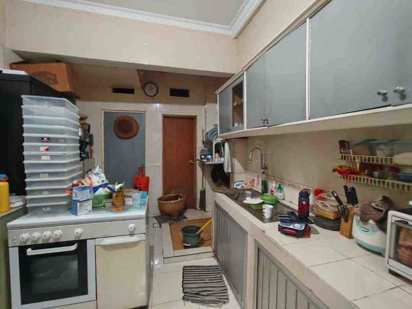 rumah siap huni 2 lantai di sukmajaya depok