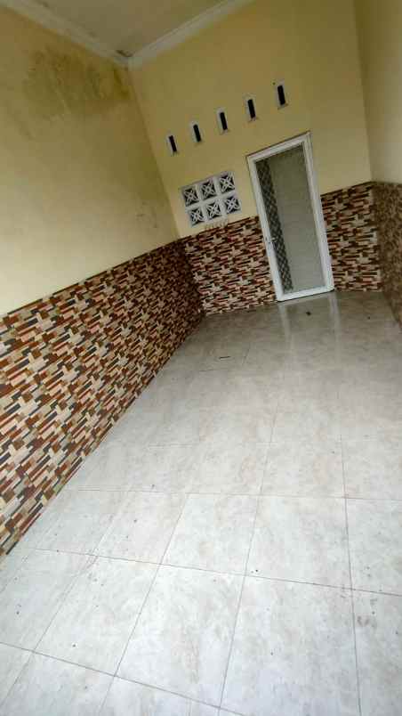 rumah siap huni lokasi strategis