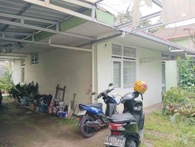 rumah strategis gegerkalong 6 kt cocok kost shm nego