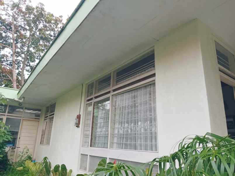 rumah strategis gegerkalong 6 kt cocok kost shm nego