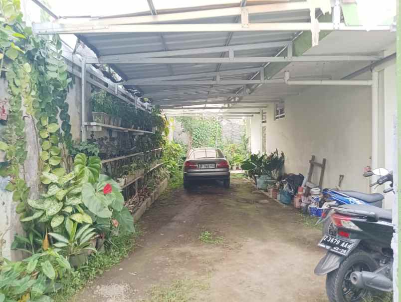 rumah strategis gegerkalong 6 kt cocok kost shm nego