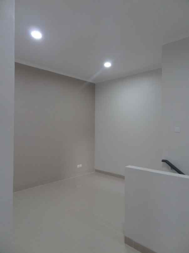 rumah syariah scandinavian di rawalumbu bekasi