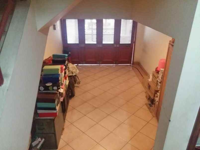 rumah villa permata gading