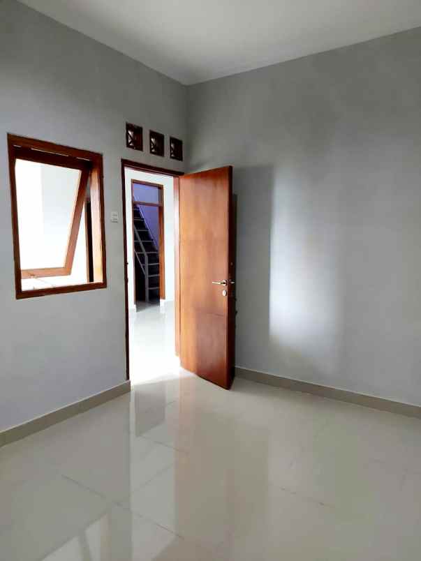 rumamh minimalis nyaman strategis di bandung siap huni