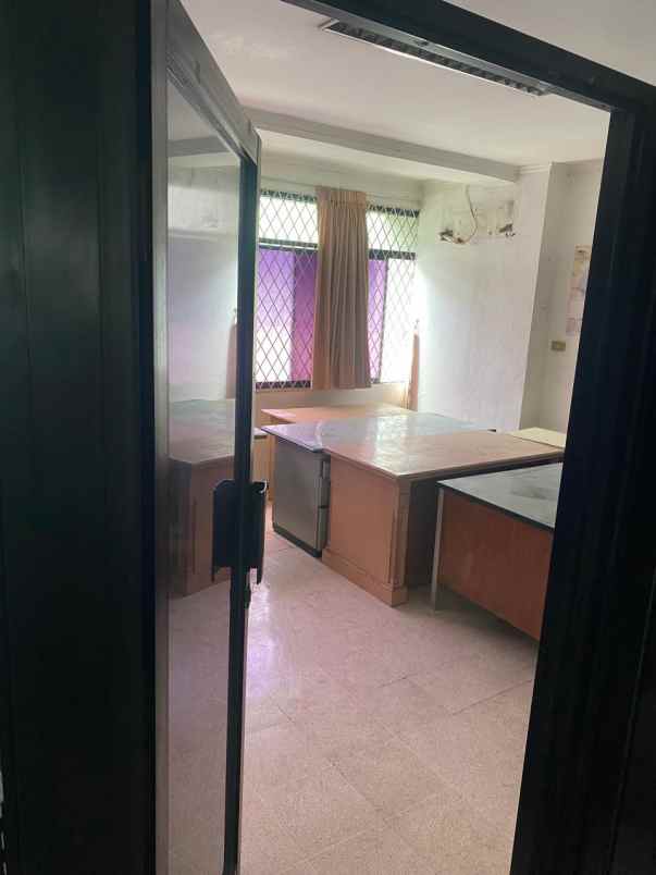 sewa ruko di cikini menteng jakarta pusat