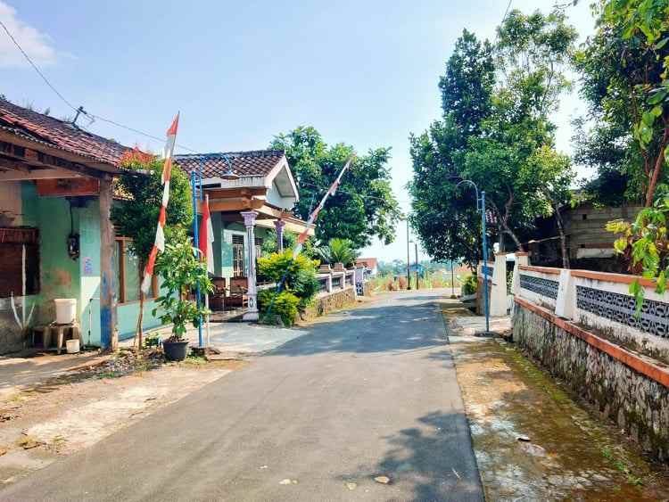 tanah karangpandan karanganyar