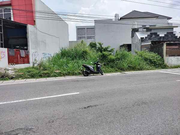 tanah pekarangan tepi jalan gito gati sleman