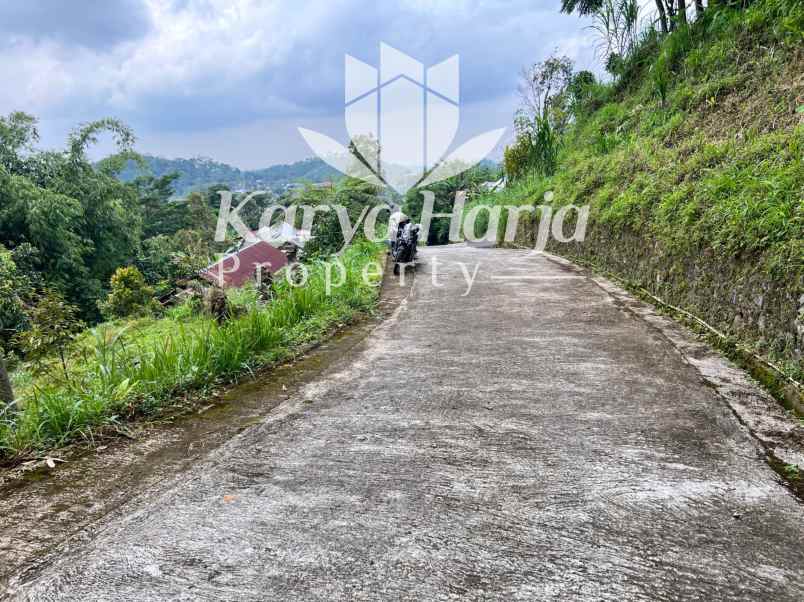 tanah view perbukitan kemuning karanganyar