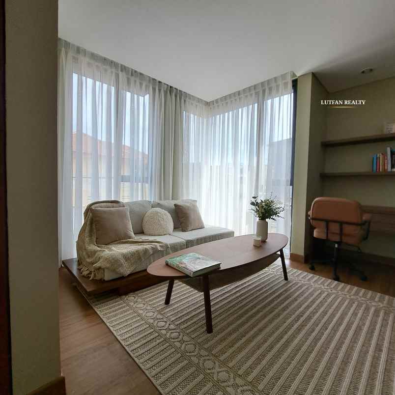 townhouse jati padang dekat area cbd simatupang