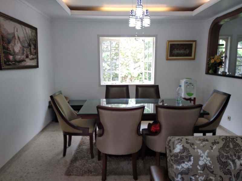 villa villa cipanas puncak bogor