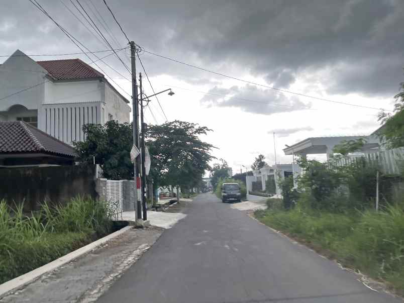 500 jt an tanah pugeran maguwo dalam ringroad