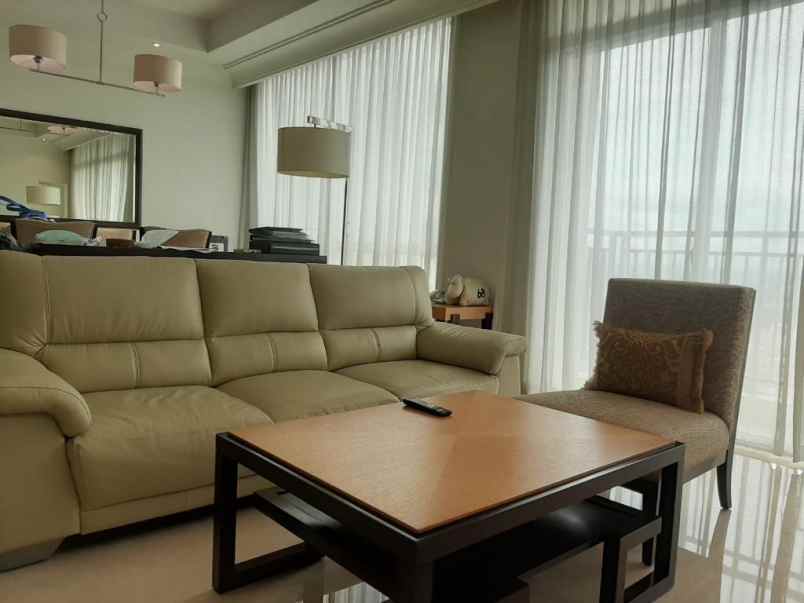 apartemen jl sultan iskandar muda