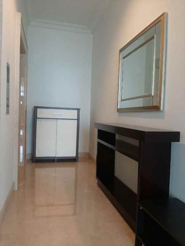 apartemen jl sultan iskandar muda
